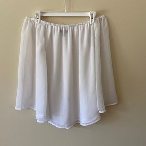 Express off-the-shoulder White Flowy Top